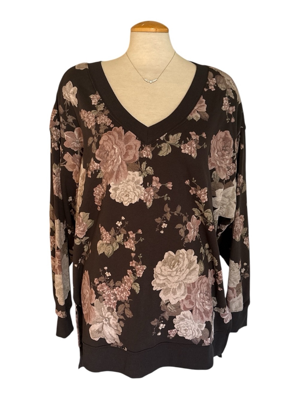 Torrid Lover Floral Phantom V-Neck Sweatshirt Pullover Top